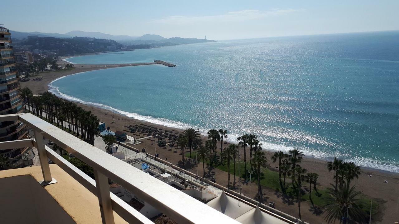 Primera linea de playa 4 Málaga Exterior foto