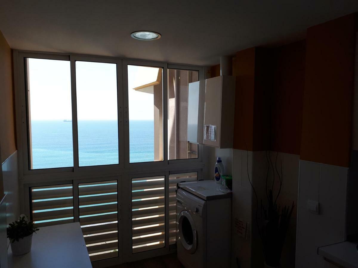 Primera linea de playa 4 Málaga Exterior foto